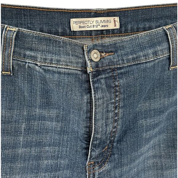 Levis Perfectly Slimming Boot Cut 512 Jean Sz 18 Short EUC Medium Wash High Rise - Picture 2 of 6